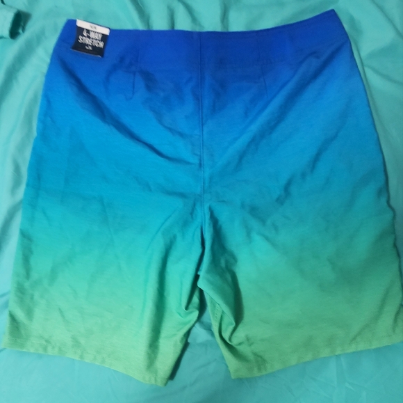 Hollister swim trunks - Picture 2 of 2